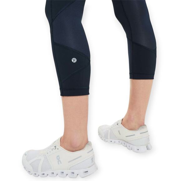 Lululemon | 2 | True Navy Pace Rival Crop *Full-On Luxtreme 22" Leggings W6AV0S - Picture 2 of 11